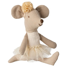Load image into Gallery viewer, Maileg Ballerina Mouse Little Sister off-white