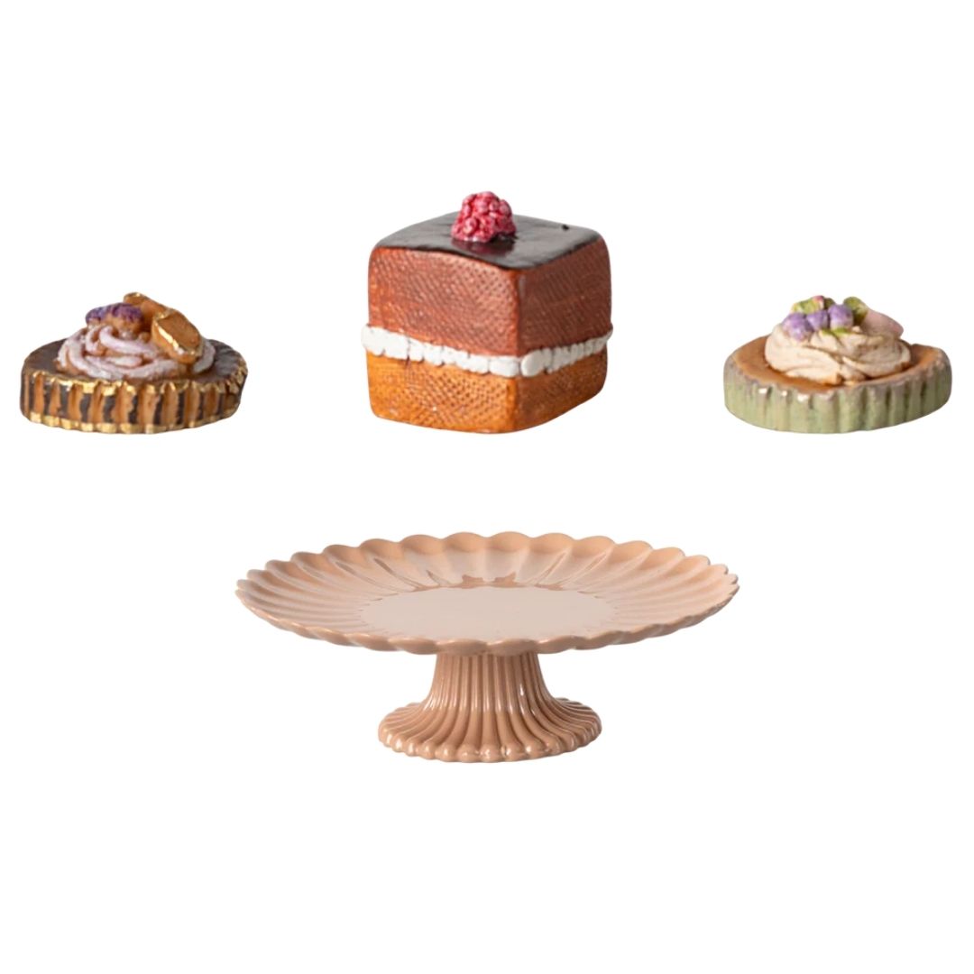 Maileg Cakes And Cake Stand Mini