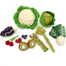Load image into Gallery viewer, Tara Treasures Felt Vegetables & Fruits (Set C)