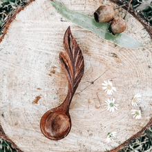 Load image into Gallery viewer, Wooden Floating Leaf Spoon