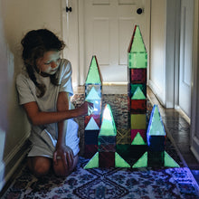 Load image into Gallery viewer, Magna Tiles 16pc Glow Set