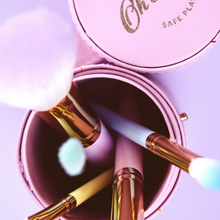Load image into Gallery viewer, Oh Flossy 5-Piece Rainbow Makeup Brush Set