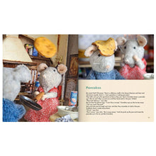 Load image into Gallery viewer, Sam & Julia - The Mouse Mansion Book