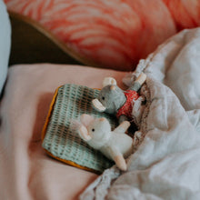 Load image into Gallery viewer, Sam & Julia - Julia Plush Toy