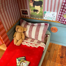 Load image into Gallery viewer, Sam & Julia - Mouse Mansion To Go  - Bedroom