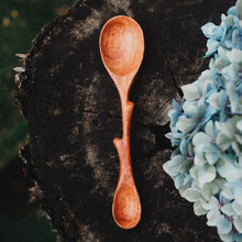 Load image into Gallery viewer, Wooden Hand-Carved Wild Measure Spoon
