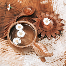 Load image into Gallery viewer, Wooden Hand-Crafted Leaf Cup