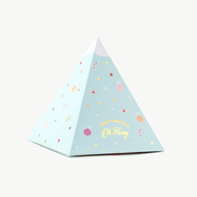 Load image into Gallery viewer, Oh Flossy Christmas Tree Bath Bomb