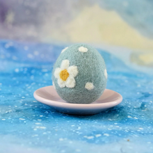 Load image into Gallery viewer, Tara Treasures Felt Floral & Dot Egg (Assorted)