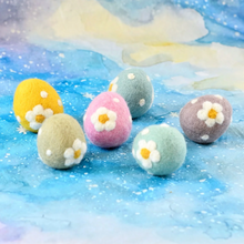 Load image into Gallery viewer, Tara Treasures Felt Floral & Dot Egg (Assorted)