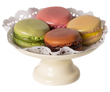Load image into Gallery viewer, Maileg Macarons Et Chocolat Chaud