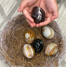 Load image into Gallery viewer, Marble Eggs 5cm (Assorted)