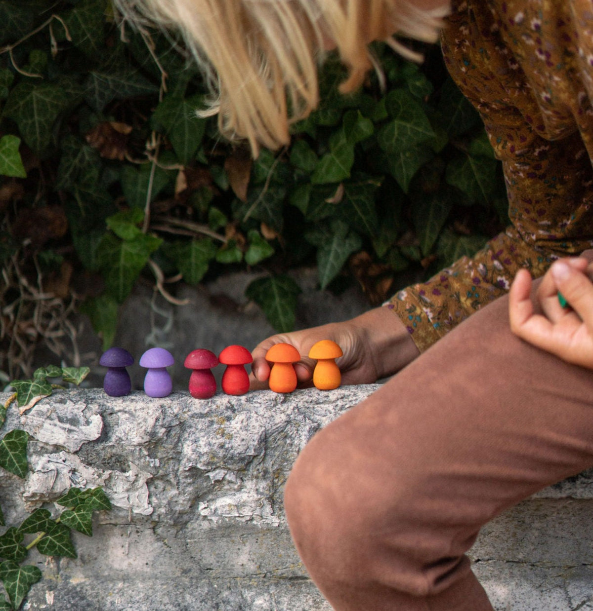 Grapat Mandala Little Rainbow Mushrooms