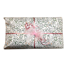 Load image into Gallery viewer, Gift Wrapping Service (Assorted)
