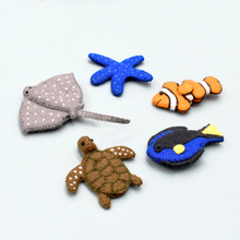 Load image into Gallery viewer, Tara Treasures Australian Coral Reef Under the Sea - Finger Puppet Set