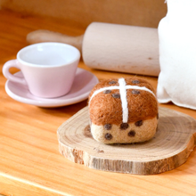 Load image into Gallery viewer, Tara Treasures Felt Hot Cross Buns (Assorted)