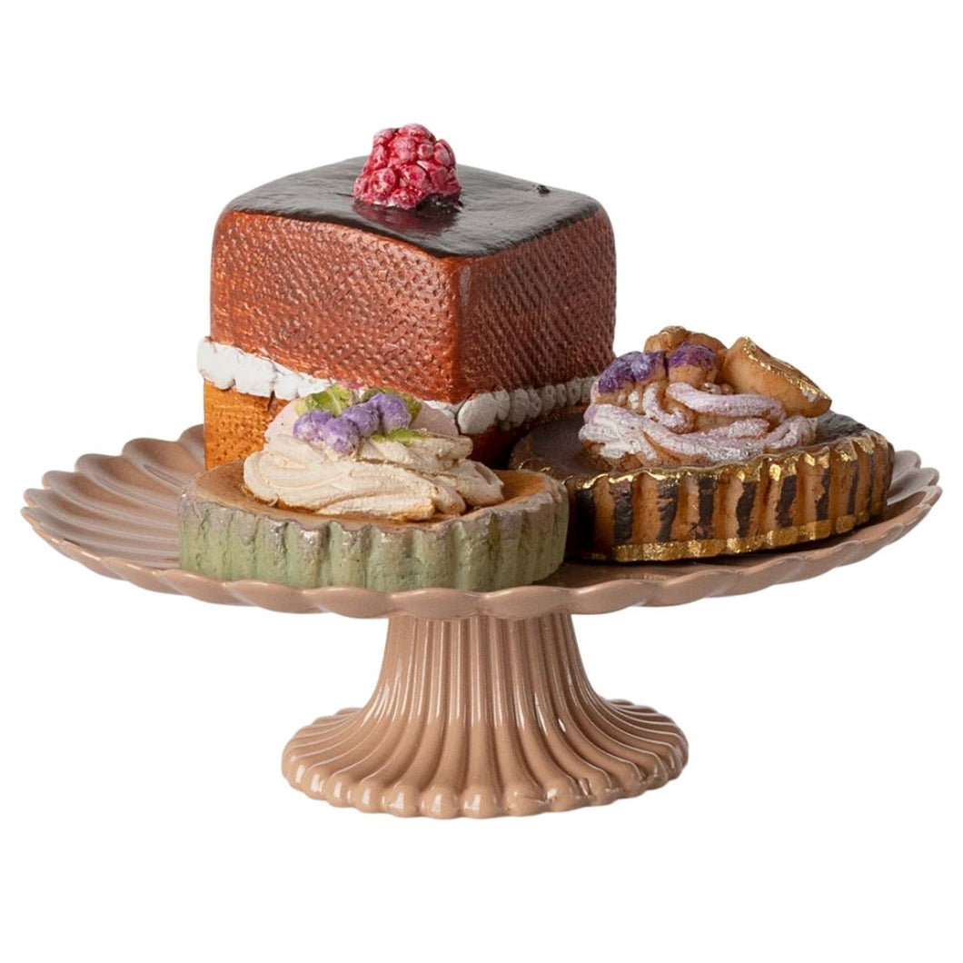 Maileg Cakes And Cake Stand Mini