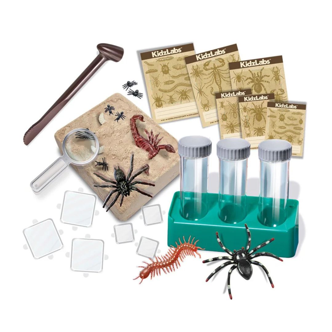 4M KidzLabs Glow Creepy Crawly Digging Lab