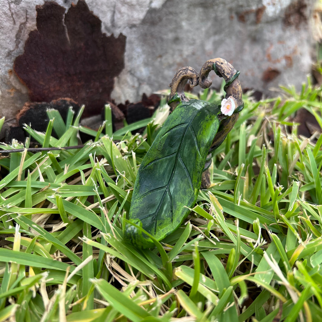 Fairy Garden 9cm Leaf Slide