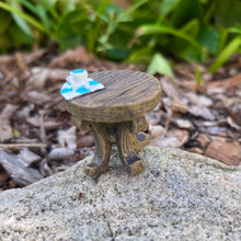 Load image into Gallery viewer, Miniature Garden Mini 4cm Table
