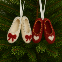 Load image into Gallery viewer, Gry &amp; Sif Ballerina Shoes Decoration (Assorted)
