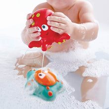 Load image into Gallery viewer, Hape Bath Squirters (Assorted)
