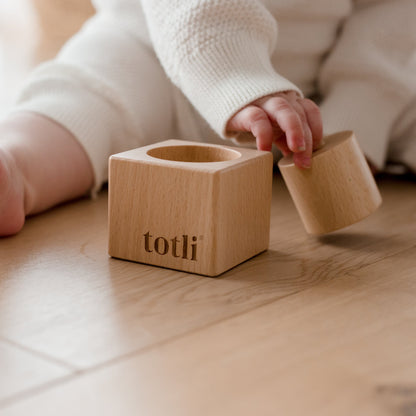 Totli: The Pincer Puzzle