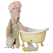 Load image into Gallery viewer, Maileg Bathtub Set Mouse Yellow ** PRE-ORDER October **
