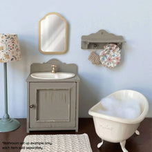 Load image into Gallery viewer, Maileg Miniature Bath Mat
