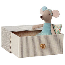 Load image into Gallery viewer, Maileg Dance Mouse In Daybed Little Sister 2025
