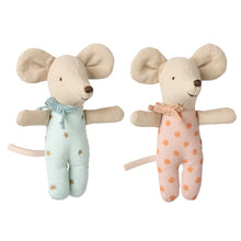 Load image into Gallery viewer, Maileg Twins Baby Mice in Matchbox 2025 ** PRE-ORDER April **
