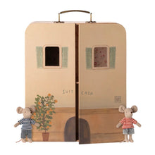 Load image into Gallery viewer, Maileg SuitCasa Portable House
