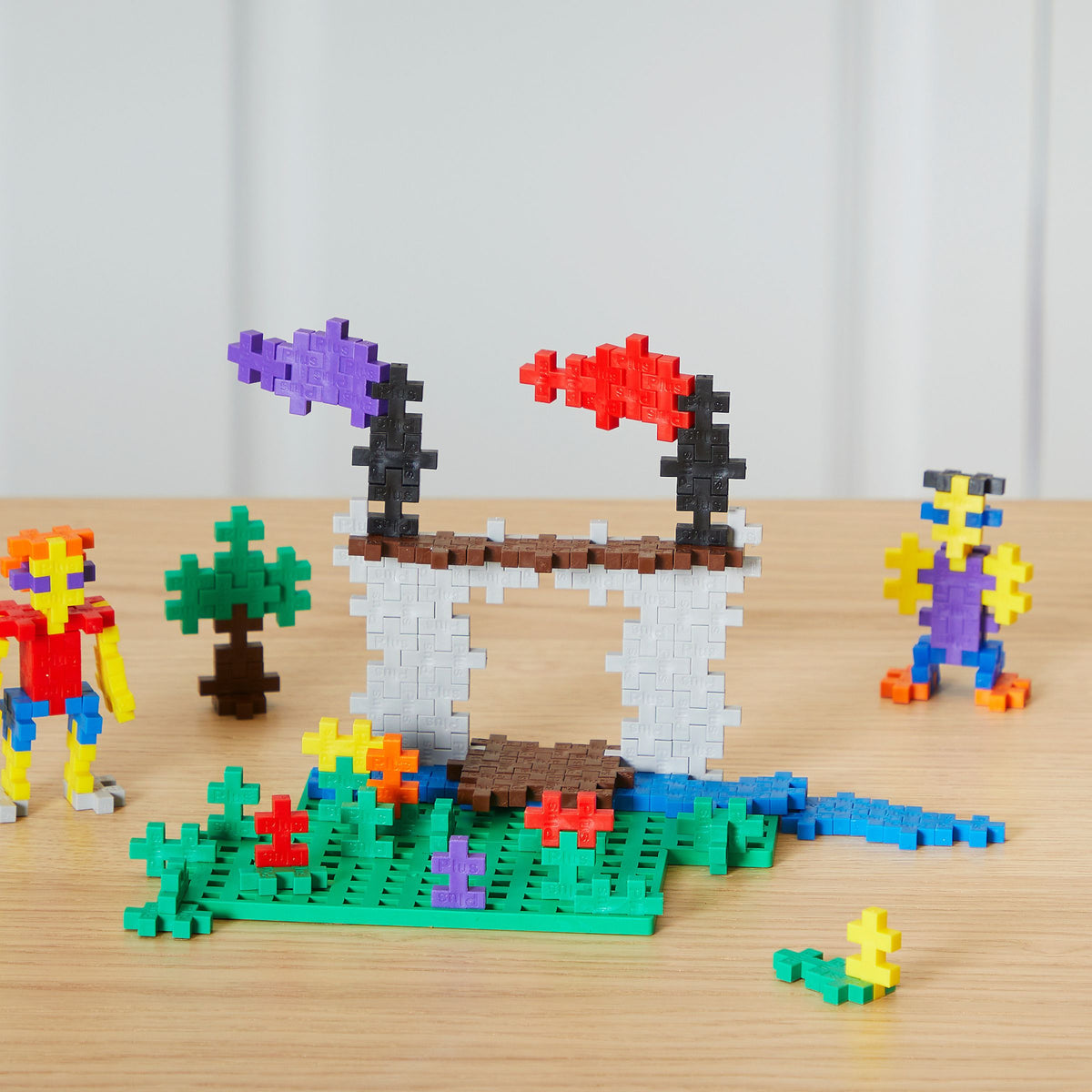 Plus-Plus 600pcs Basic Colours - Learn to Build
