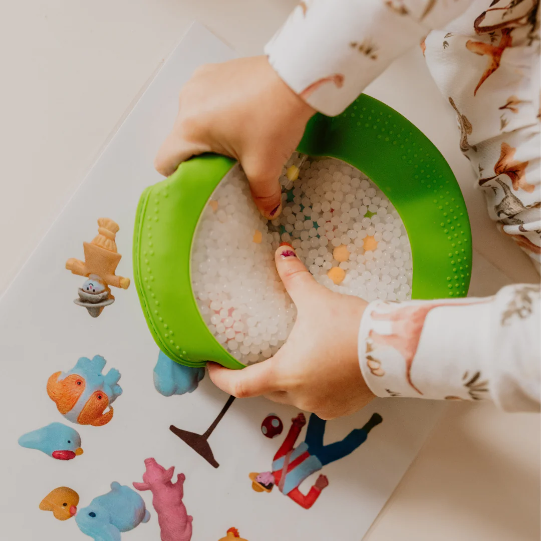Jellystone Peekaboo Bag (Assorted) ** FINAL SALE **