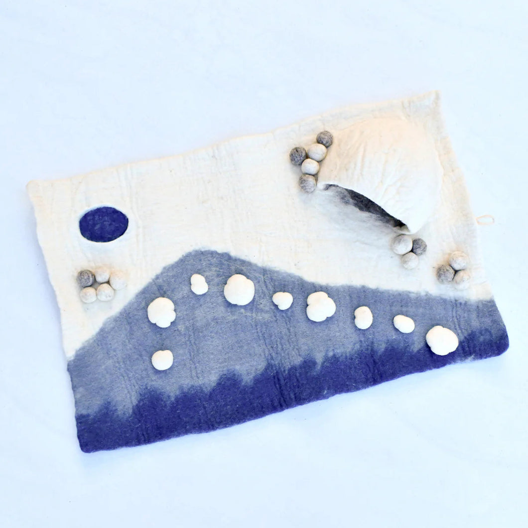 Tara Treasures Large Arctic Polar Playmat