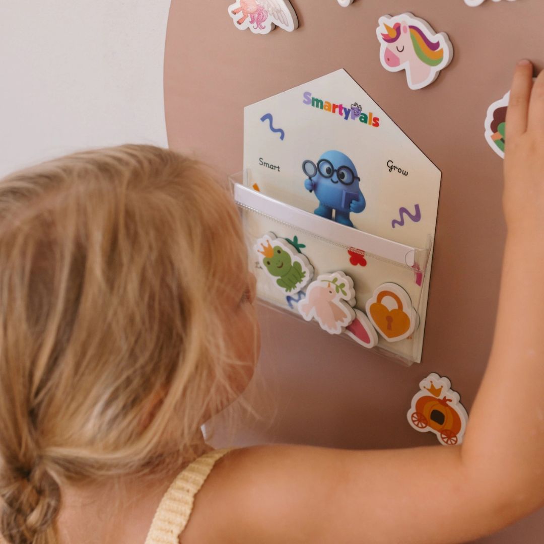 SmartyPals Magnetic Pen and Magnet Holder