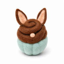 Load image into Gallery viewer, Tara Treasures Felt Cupcakes (Assorted)
