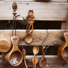 Load image into Gallery viewer, Wooden Hand-Carved Daisy Flower Spoon
