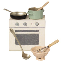 Load image into Gallery viewer, Maileg Cooking Set (Miniature)
