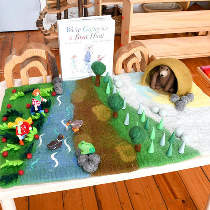 Tara Treasures Large Bear Cave Playmat