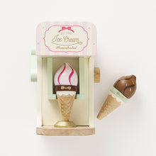 Load image into Gallery viewer, Le Toy Van Honeybake Ice Cream Machine
