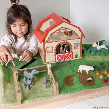 Tara Treasures Large Farm Playmat