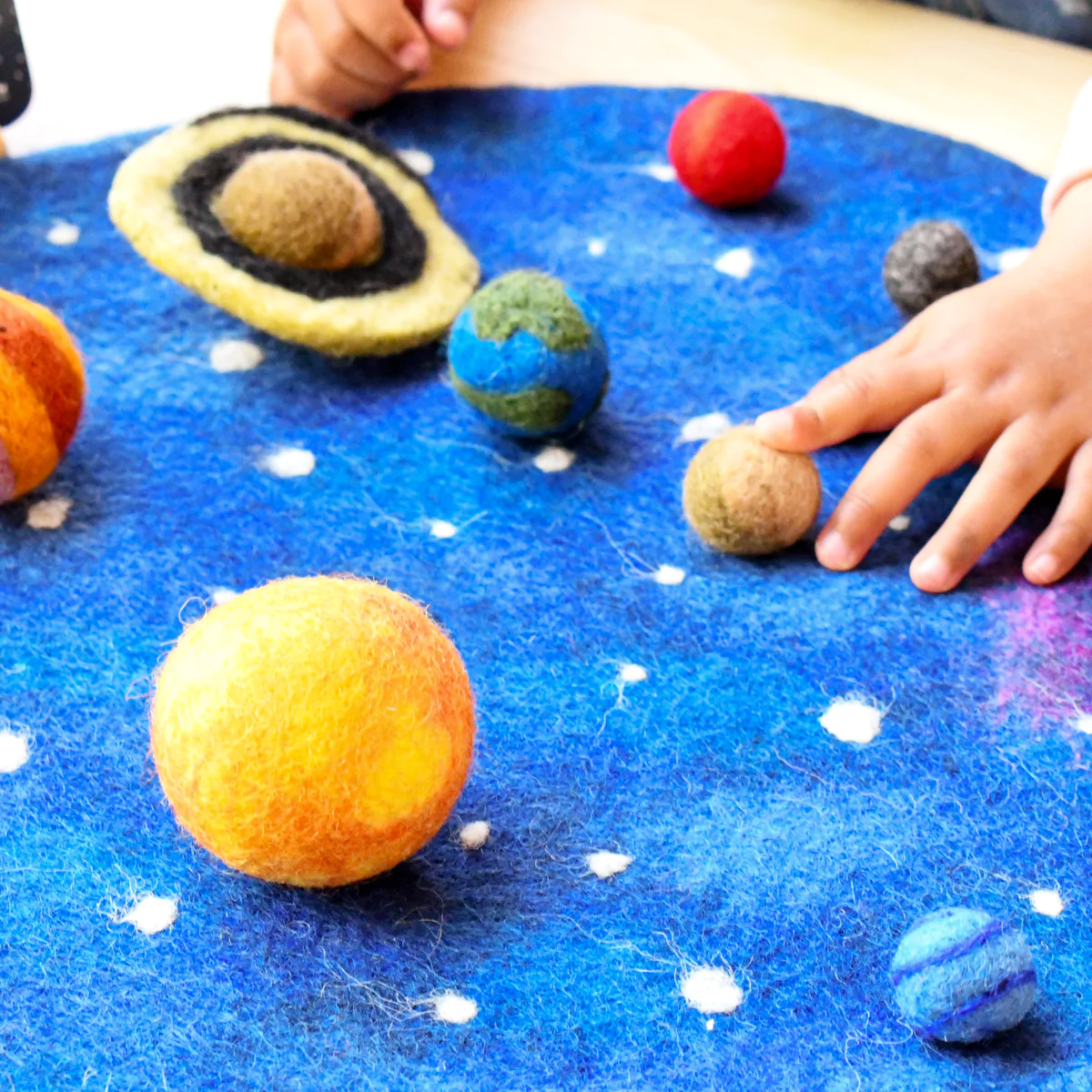 Tara Treasures Solar System Outer Space Play Mat with Felt Planets