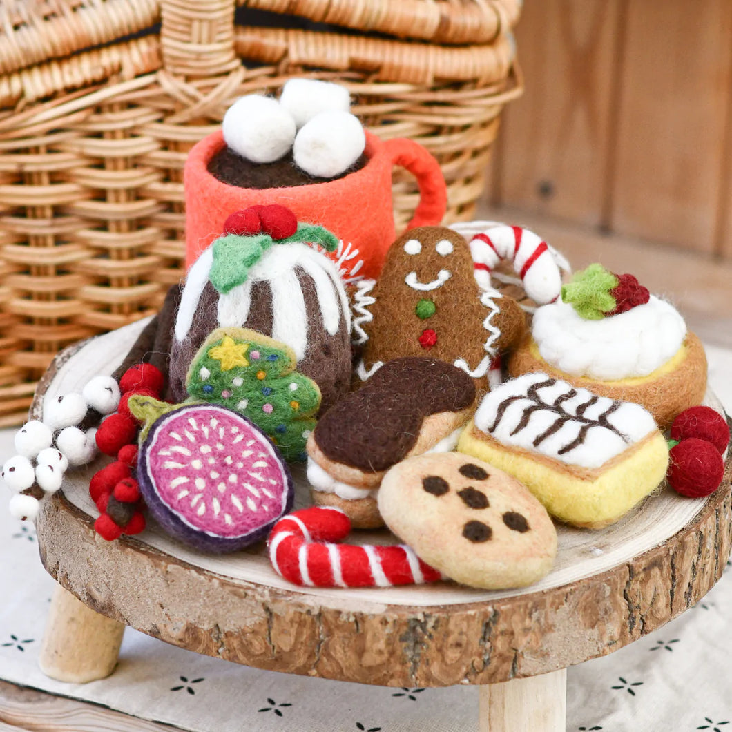 Tara Treasures Felt Grazing Box of Christmas Pretend Play Food (Set A)