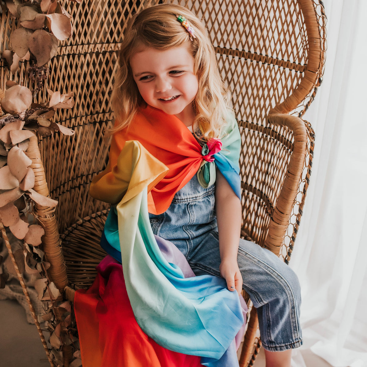 Play Silkies Rainbow Jumbo Silk